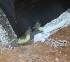 Drainage autour du sous-sol en cours