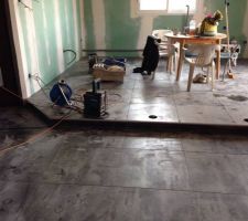 Carrelage cuisine plus marche et découpe pour les spots trop top sa change tout le carrelage