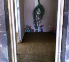 Pr&eacute;-chape termin&eacute;e
vue sur le cellier