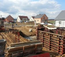 Mise en place du coffrage sous-sol