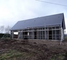 Toiture terminée à l'avant