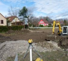 D&eacute;but du terrassement!
