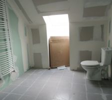 Salle de bain de l'étage