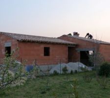 Et ça travaille jusqu'au coucher du soleil!!