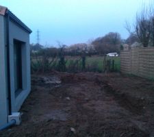 Dessouchage, reste plus qu\\\\\\\'à tout enlever =)