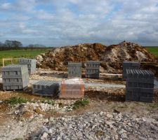 Livraison de parpaings pour le vide sanitaire