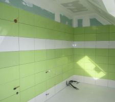 Notre grande salle de bain il ne manque que les joints a la faïence