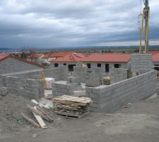 état de l'élévation des murs au 22 mars