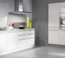 Photo du mod&egrave;le choisi, Soho laqu&eacute;e blanche de chez Ixina