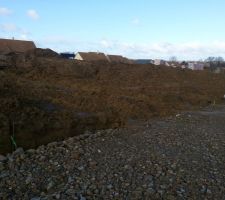 La terre a &eacute;t&eacute; retourn&eacute;e!