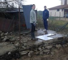 Un peu d'aide entre les averses