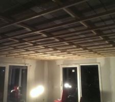 Lattage et contre lattage de la salle a manger  pour pose du plafond pvc