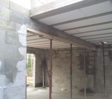 Sous la dalle ..vu garage.