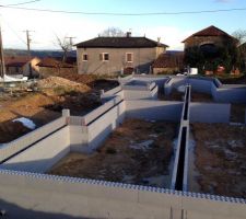 PLANELLES POSEES COULAGE PREVU JEUDI