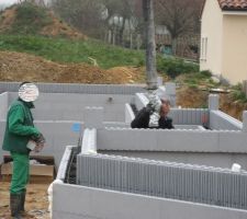 Coulage des murs du VS, première passe de 50 cm