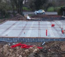 Derniere étape avant de couler le beton !! tout est pret!