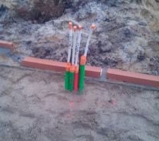 Insertion plomberie dans le remblai avec 2 potes