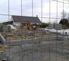 1er rang de parpaings pour fondations