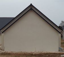 L'enduit est termin&eacute; - 30/03/2014