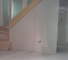 Escalier pos&eacute;