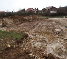 Le terrain est prêt à recevoir la première coulée de béton