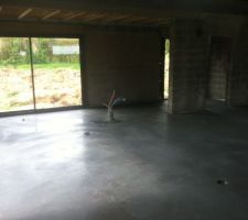 B&eacute;ton cir&eacute; (salle &agrave; manger et cuisine)