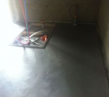 B&eacute;ton  cir&eacute; (chambre parentale)