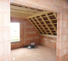 La pose des tuiles est quasi finie