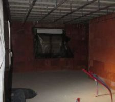 Le raillage du plafond avec suspentes Cobra