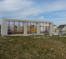 Coffrage vertical des baies fini