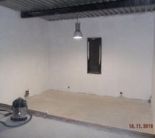 Salle à manger salon a 11 jours de l\'emménagement.... c\'est chaud.... vue mezzanine et salon...