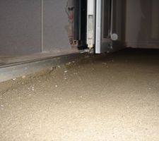 Seuil de la porte d'entr&eacute;e