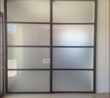 Porte de séparation entre la cuisine et la salle à manger