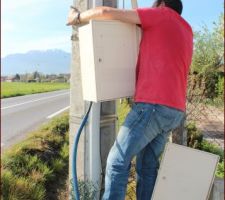 Pose par le fournisseur du coffret de chantier.