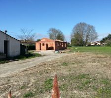 Vue globale de la maison en rez-de-chaussée