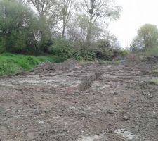 D&eacute;capage de la terre v&eacute;g&eacute;tale et fondations