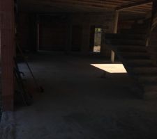 Photos d'int&eacute;rieur avec escalier