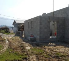 Pignon en cours d'&eacute;l&eacute;vation