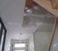 Le plafond de l'entr&eacute;e