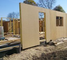 1er mur garage monté sur semelle