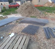 Les cages d&eacute;mont&eacute;es.