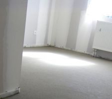 Chambre 2 - Radiateur chape (18/04/2014)