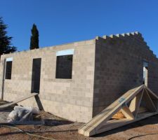 Pose des pignons de toit