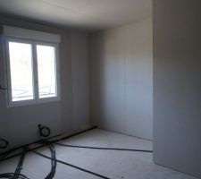 Cloisons et électricité chambre 3