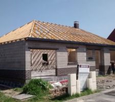 Charpente en cours vue facade