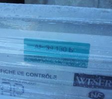 Les corniches, les bas des menuiserie sont de marque Weser