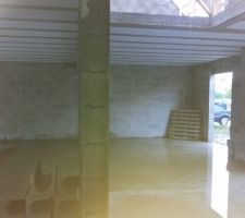 C est la piscine au RDC... On attend qu on soit hors d'eau :)