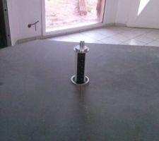 Encore les prises du plan de travail de la cuisine