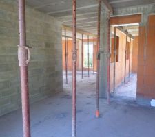 Mise en place du plancher de toiture