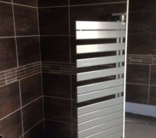 Installation du sèche serviette pivotant ?